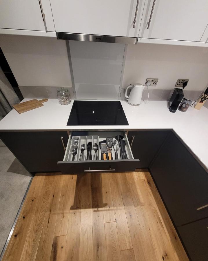 Luxury 1 Bed Apartment In The Centre Of Rochester ローチェスター エクステリア 写真